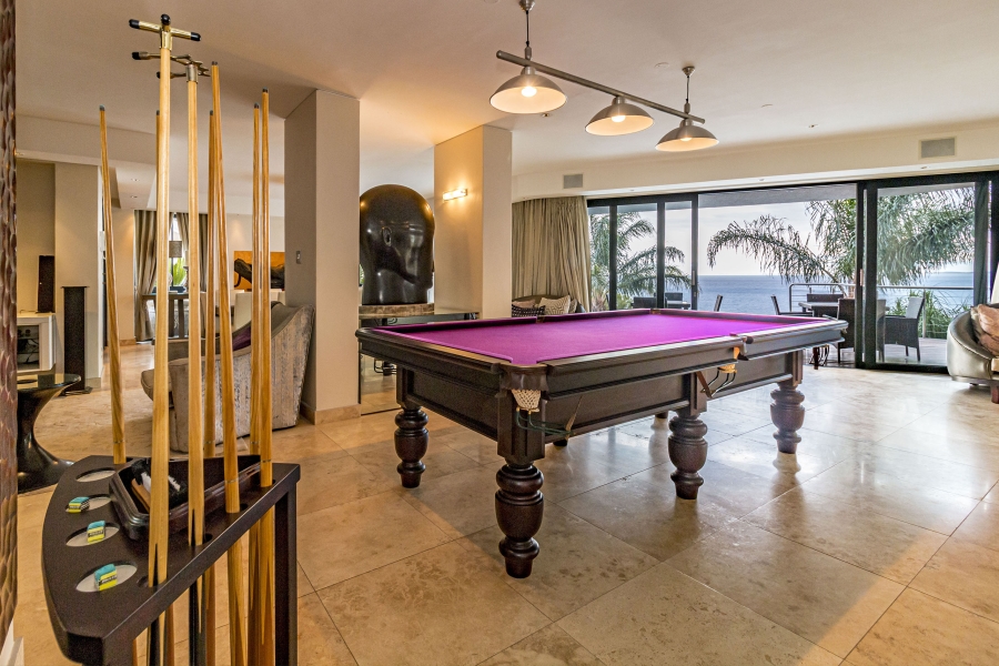 To Let 4 Bedroom Property for Rent in Mountainside Western Cape